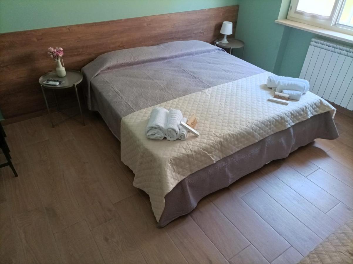 Incastro B&B In Crotone Extérieur photo