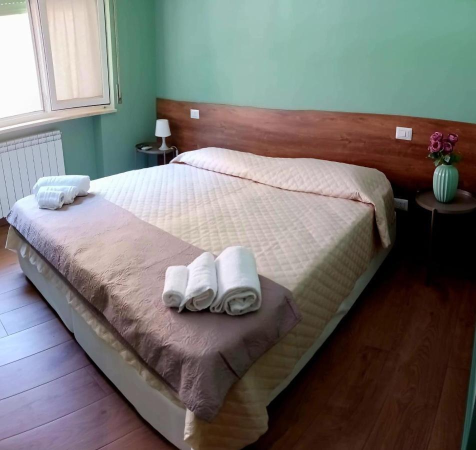 Incastro B&B In Crotone Extérieur photo